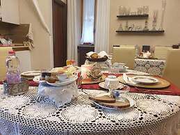 Villa Marisa bed breakfast and books