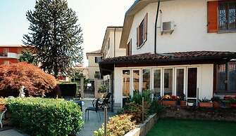 Villa Marisa bed breakfast and books
