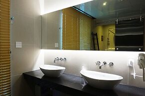Louis Boutique Hotel