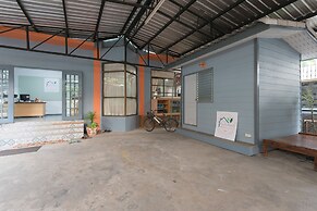 BaanSu Hostel