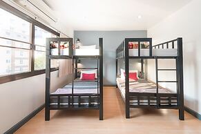BaanSu Hostel