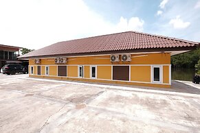 Srikanlaya Resort