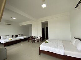 Nha Khach Con Dao