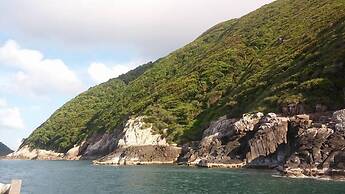 Nha Khach Con Dao