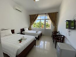 Nha Khach Con Dao
