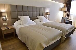 Lamaraz Arts Hotel