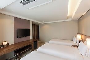 Hotel Adela