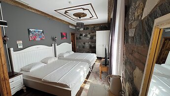 La Fontaine Butik Otel