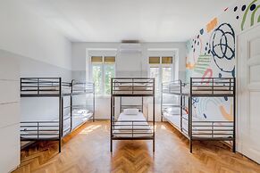 Hostel Colors of Adriatic - Youth Only