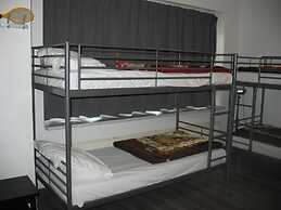 Guest House Amsterdam - Hostel