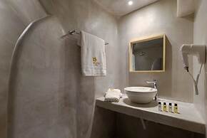 Iriana Suites