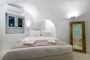 Iriana Suites