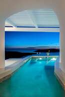 Iriana Suites