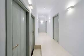 Iriana Suites