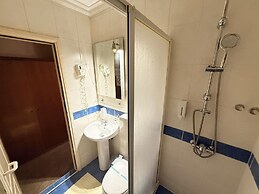 Hotel Lav