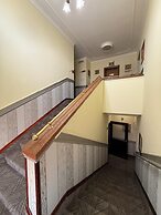 Hotel Lav