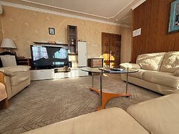Hotel Lav
