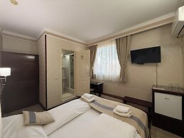 Hotel Lav