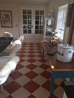 Alsbrogaard Deluxe Bed & Breakfast