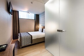 Melrose Hotel