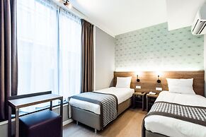 Melrose Hotel