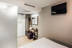 Melrose Hotel