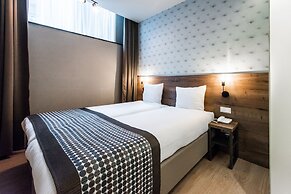 Melrose Hotel