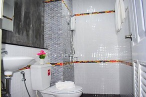 Isayarada Apartment