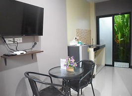 Isayarada Apartment