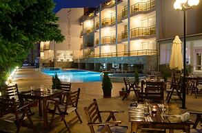 Tropics Hotel