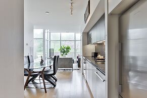 Gorgeous 2 Storey Townhouse