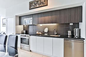 Gorgeous 2 Storey Townhouse
