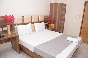 Hotel Golden Oasis Delhi