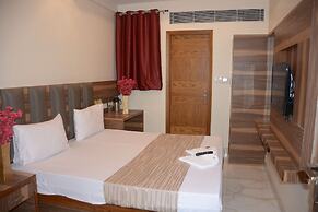 Hotel Golden Oasis Delhi