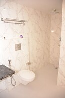 Hotel Golden Oasis Delhi