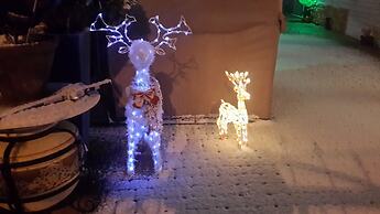 V Gostyah U Julii Guest House