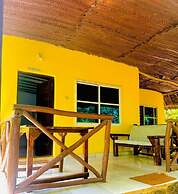 Baraka Aquarium Bungalows