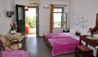 Akteon Rooms