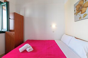 Akteon Rooms