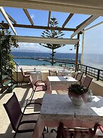 Akteon Rooms