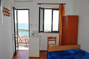 Akteon Rooms