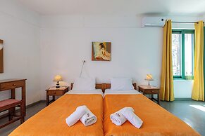 Akteon Rooms