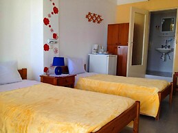 Akteon Rooms