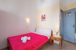 Akteon Rooms
