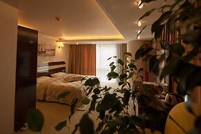 Armin Hotel