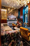 Grand Poet Hotel by Semarah