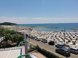 Hotel Tirreno