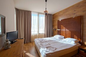 Cornelia Deluxe Residence