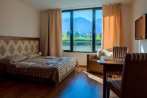 Cornelia Deluxe Residence