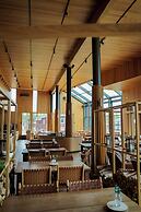 Nova Skyland Hotel